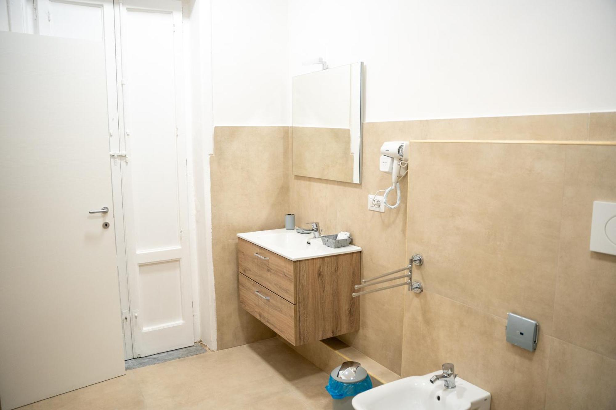 Bed and Breakfast Principe Amedeo 93 Bari Exterior foto